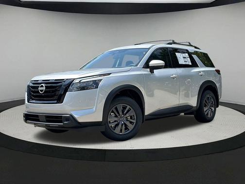2025 Nissan Pathfinder SV FWD