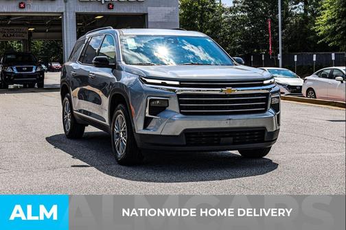 2024 Chevrolet Traverse LT