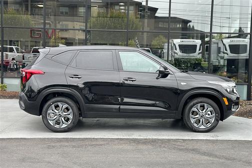 2025 Kia Seltos LX