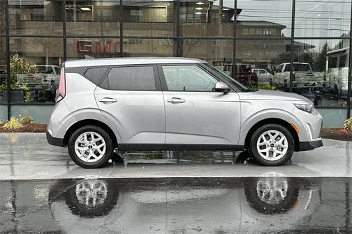 2024 Kia Soul S