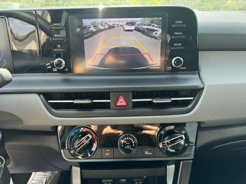 Snow White Pearl 2026 Kia Seltos LX