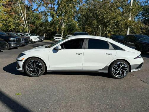 2024 Hyundai IONIQ 6 SEL