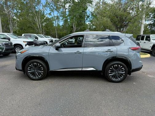 Boulder Gray Pearl 2025 Nissan Rogue Platinum