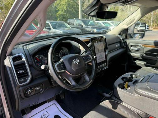 2024 RAM 2500 Laramie Crew Cab 4x4 6'4' Box