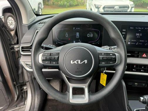Steel Gray 2025 Kia Sportage LX