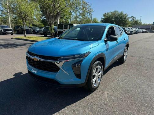 Marina Blue Metallic 2026 Chevrolet Trax LS