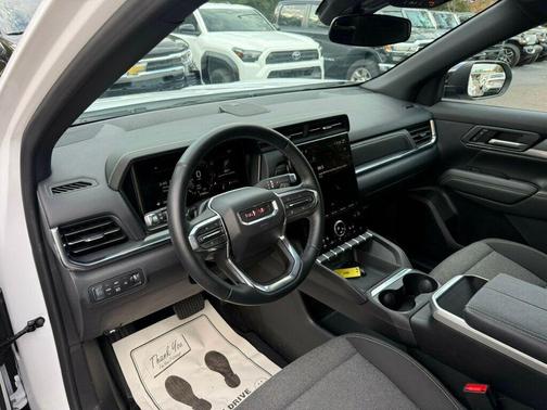 2025 GMC Terrain AWD Elevation