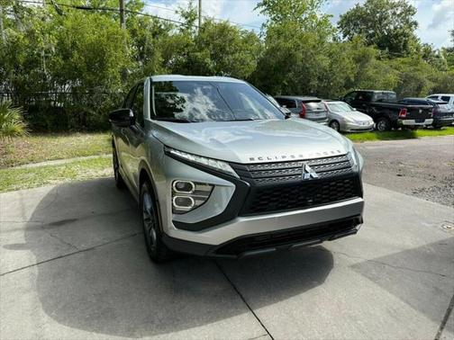 2024 Mitsubishi Eclipse Cross LE