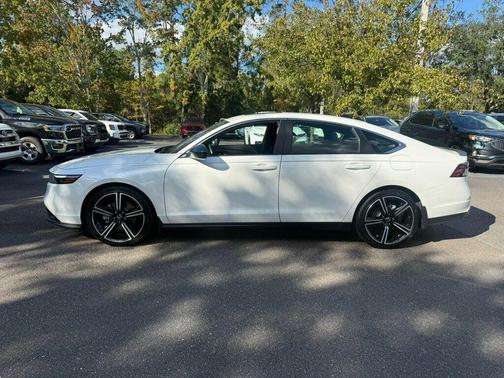 2025 Honda Accord Hybrid Base