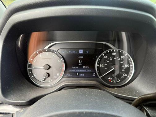 2021 Nissan Titan SV