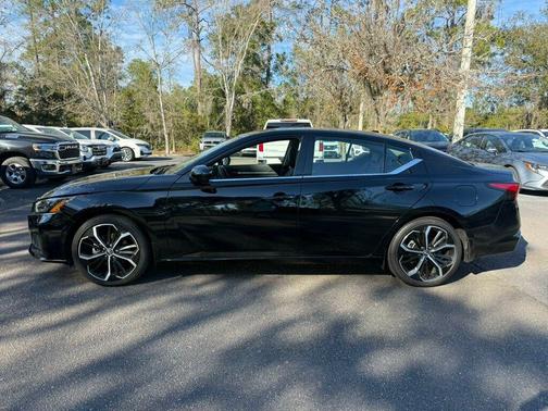 2024 Nissan Altima SR FWD