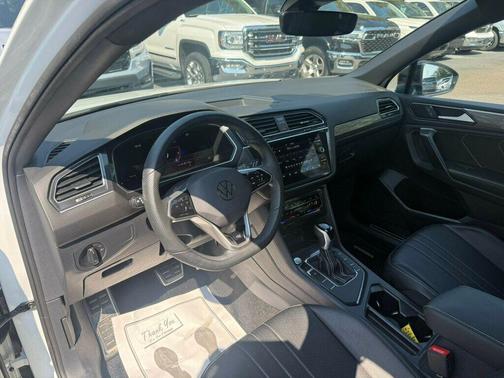 2024 Volkswagen Tiguan 2.0T SE R-Line Black