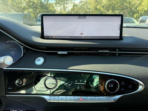 2025 Genesis GV70 3.5T AWD Sport