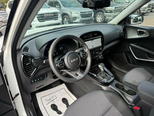 2024 Kia Soul S