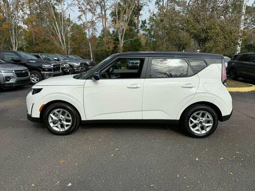 2024 Kia Soul S