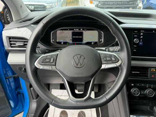 2023 Volkswagen Taos 1.5T SEL