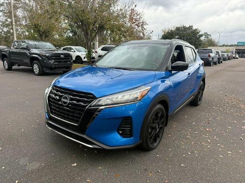 2024 Nissan Kicks SR