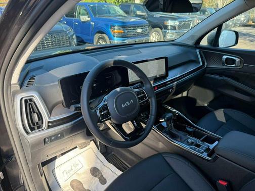 2025 Kia Sorento SX