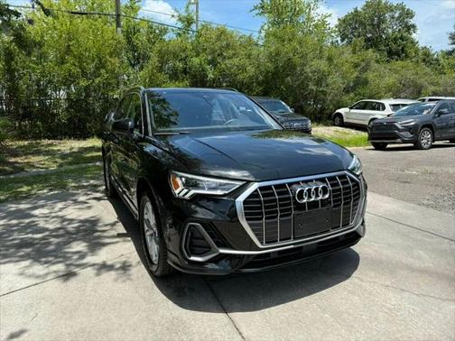 2025 Audi Q3 Premium 45 TFSI S line quattro Tiptronic