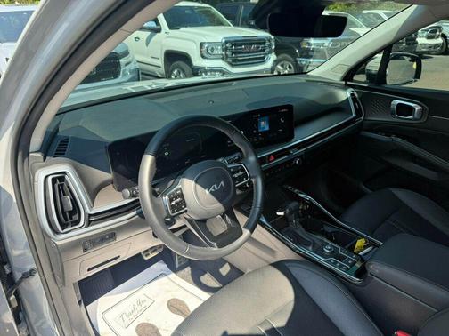 2025 Kia Sorento SX