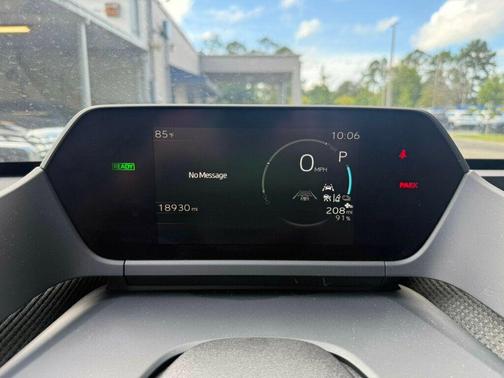 2023 Toyota bZ4X Limited