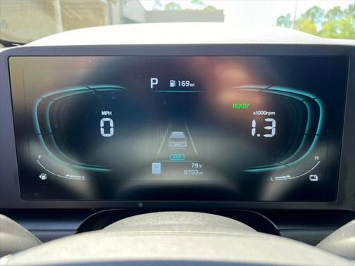 2024 Kia Niro LX