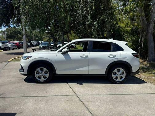 2024 Honda HR-V LX