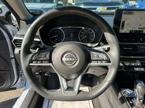 2024 Nissan Altima SR FWD