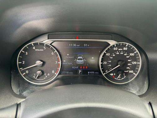 Glacier White 2025 Nissan Altima SV FWD