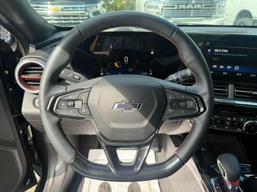 2025 Chevrolet Trax FWD 2RS
