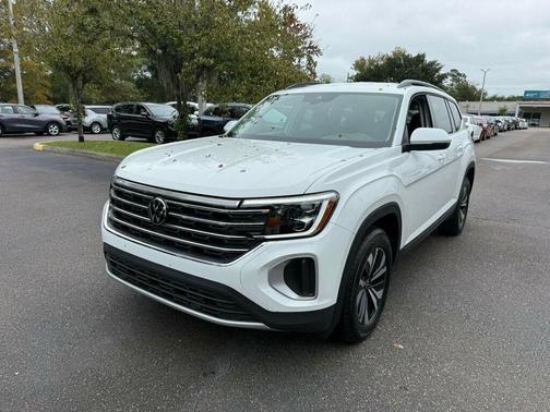 2025 Volkswagen Atlas 2.0T SE