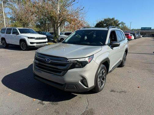 2025 Subaru Forester Premium