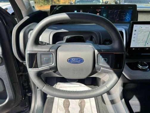2025 Ford Expedition Max Active 4x4