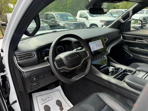 Bright White Clearcoat 2024 Jeep Wagoneer L Series II 4x2