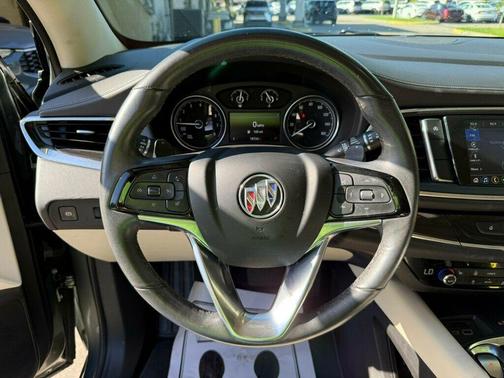 2024 Buick Enclave Essence FWD