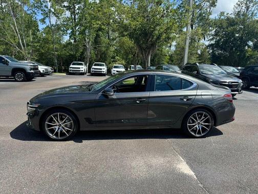Makalu Gray 2026 Genesis G70 2.5T RWD