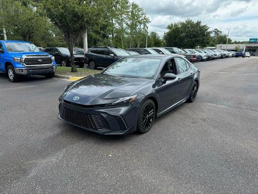 Underground 2026 Toyota Camry SE