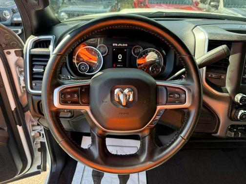 2024 RAM 2500 Big Horn Crew Cab 4x4 8' Box