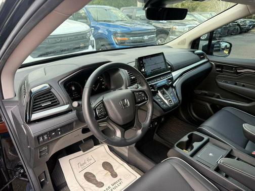 2025 Honda Odyssey Touring