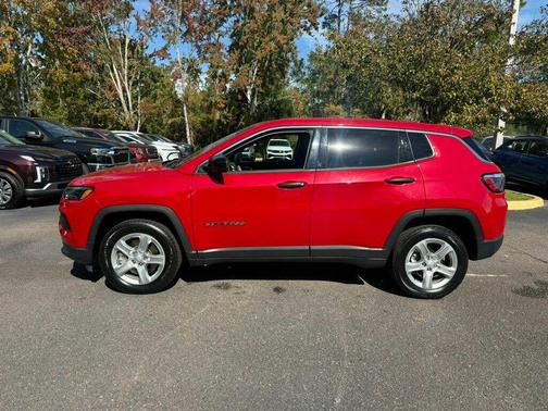2023 Jeep Compass Sport