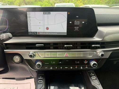 Glacial White Pearl 2025 Kia Telluride S
