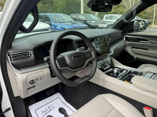 2025 Jeep Wagoneer 4x4