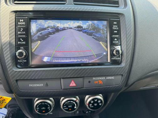 Mercury Gray Metallic 2025 Mitsubishi Outlander Sport 2.0 LE