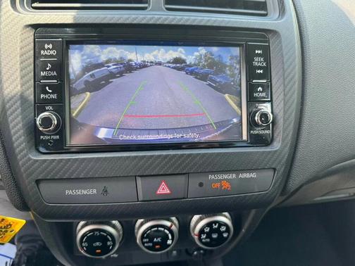 Mercury Gray Metallic 2025 Mitsubishi Outlander Sport 2.0 LE