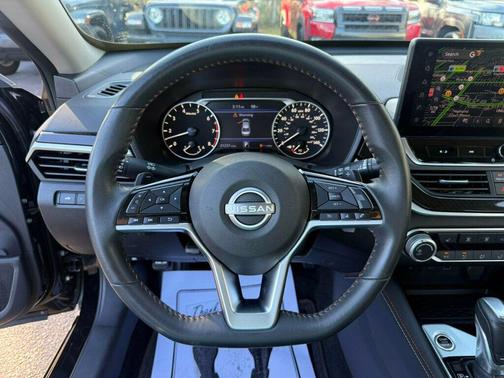 2024 Nissan Altima SR FWD