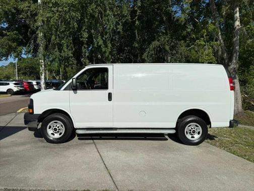 2023 GMC Savana 2500 Work Van