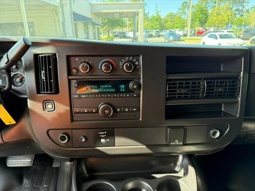 2023 GMC Savana 2500 Work Van