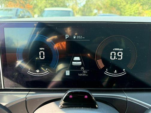 2025 Hyundai SANTA FE SEL 2.4