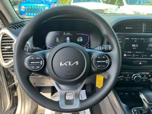 Steel Gray 2025 Kia Soul LX