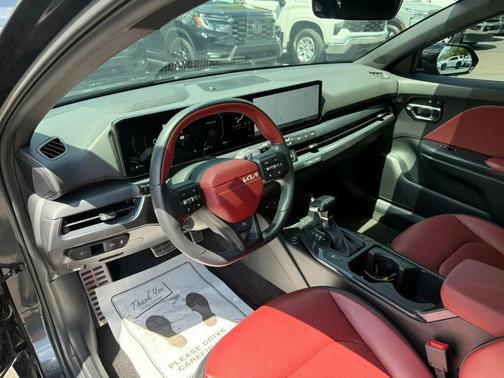 Interstellar Gray 2025 Kia K4 GT-Line Turbo